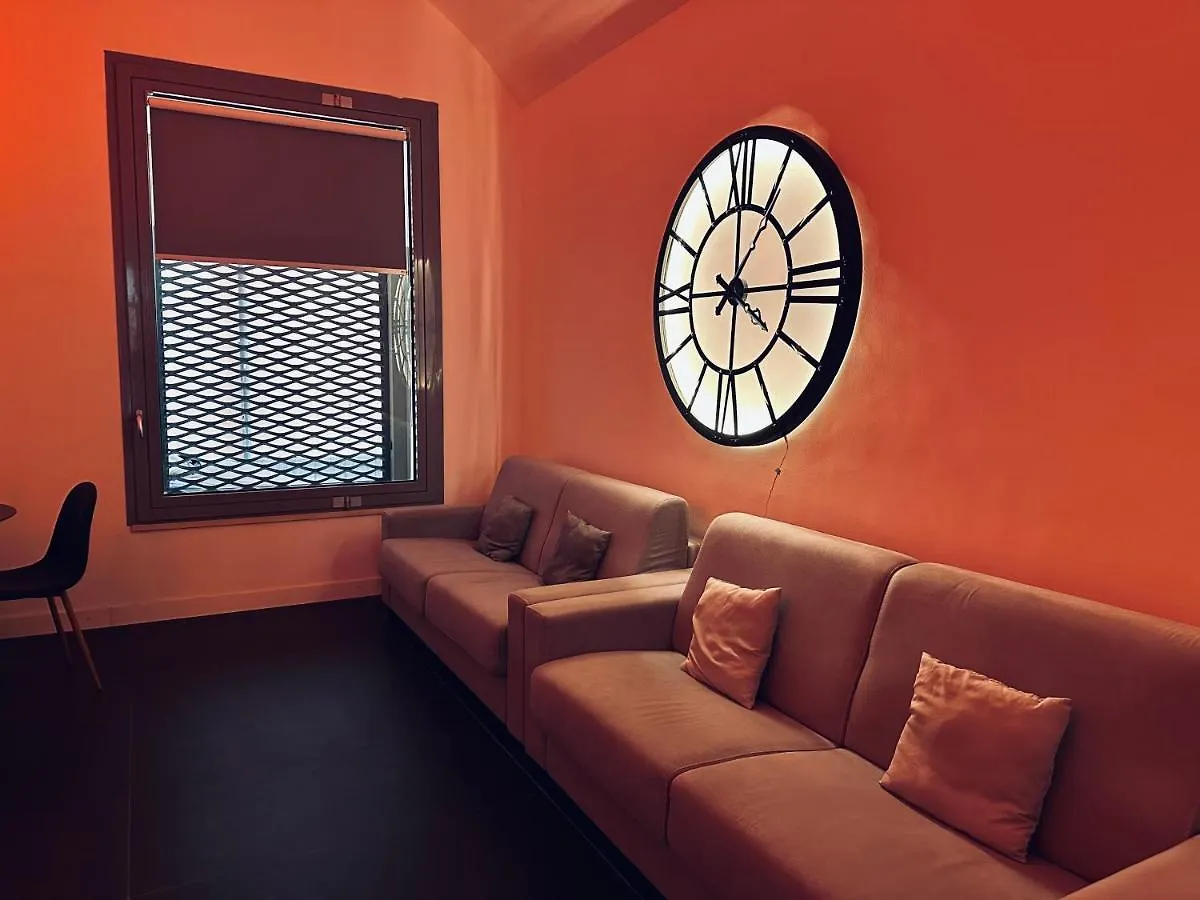 Big Apartment By Eureka Catania