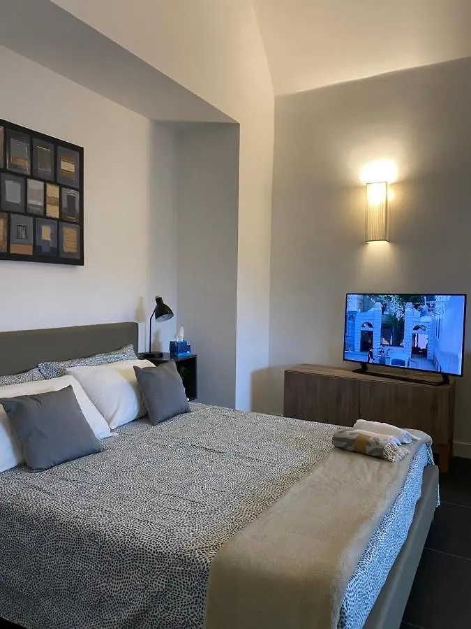 Big Apartment By Eureka Catania